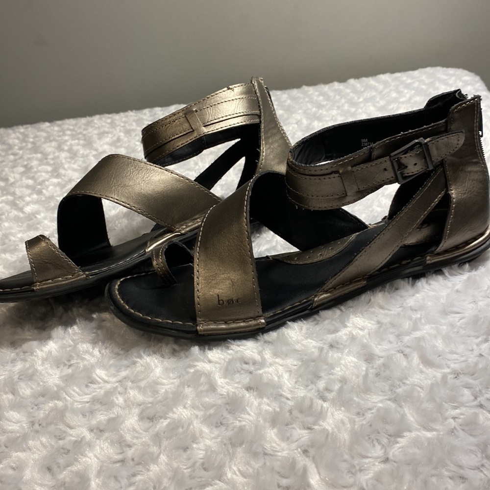 boc Metallic gladiator sandals size 9 wide straps - Picture 3 of 9